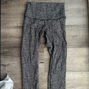 Lululemon cropped Wunder unders